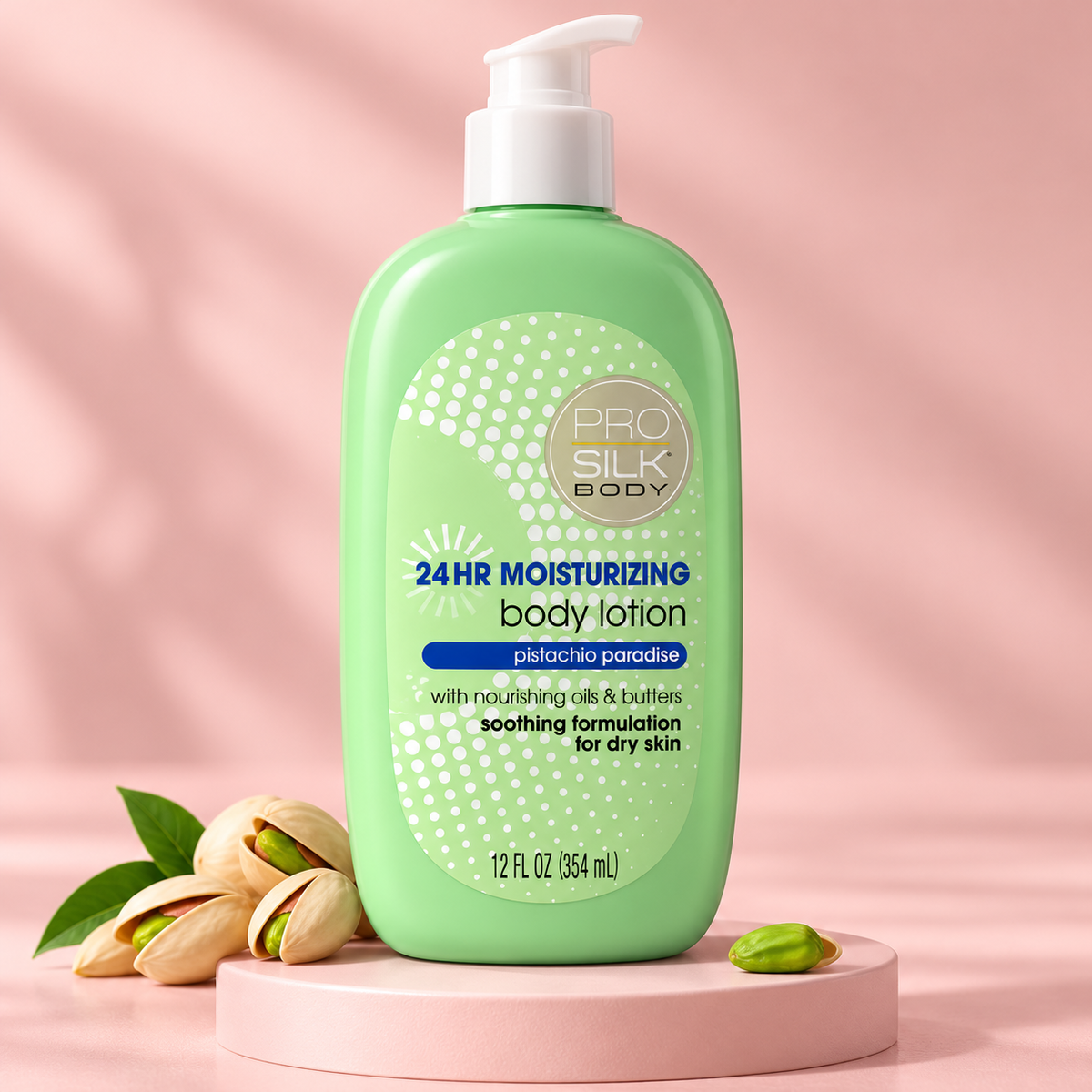 Loción corporal Pro Silk Pistachio Paradise — 354 ml sobre fondo rosado