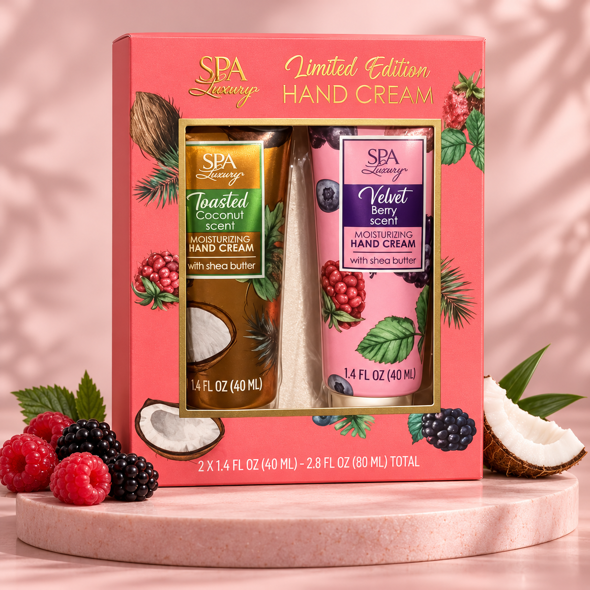 Set Spa Luxury Toasted Coconut y Velvet Berry sobre fondo rosado con coco y frutos rojos
